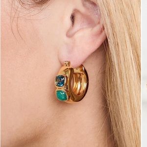 Lizzie fortunato Piet Hoops in Sea